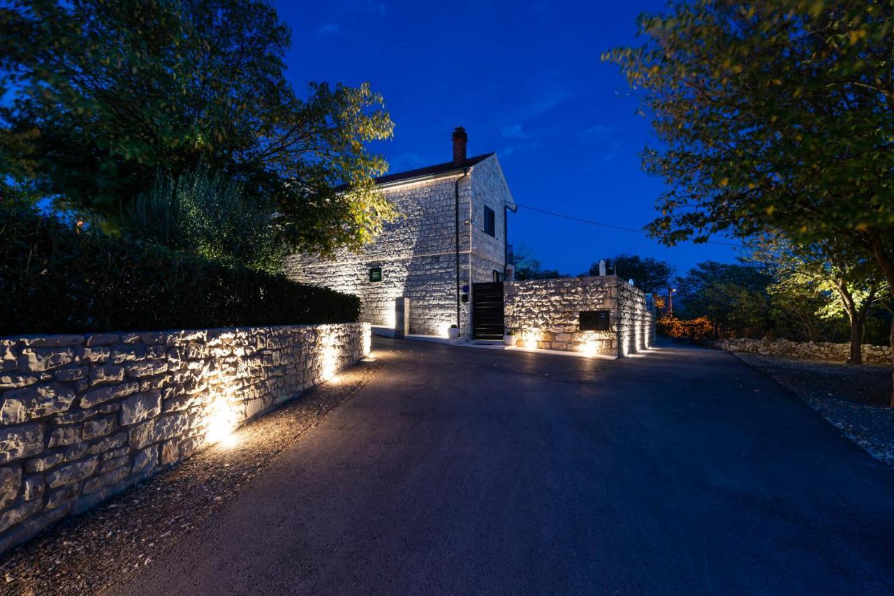 Lisane Ostrovicke Stone Villa Didovi Snovi With Heated Pool מראה חיצוני תמונה