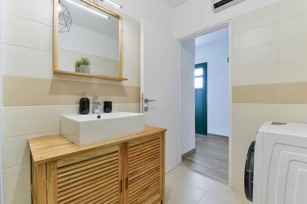 Lisane Ostrovicke Stone Villa Didovi Snovi With Heated Pool מראה חיצוני תמונה