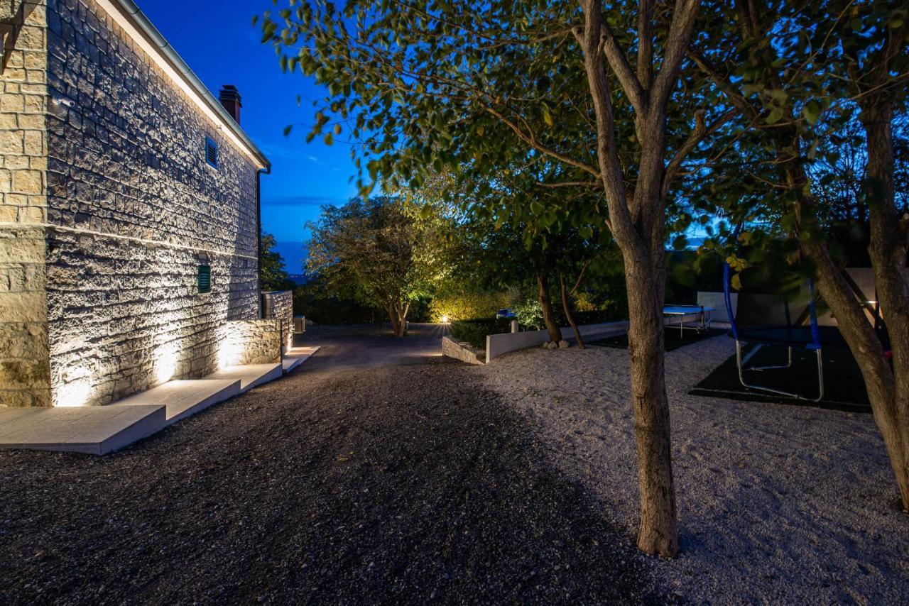 Lisane Ostrovicke Stone Villa Didovi Snovi With Heated Pool מראה חיצוני תמונה
